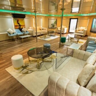 House Boat - Image 7