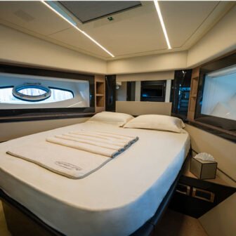 Pershing 70 ft - Image 14